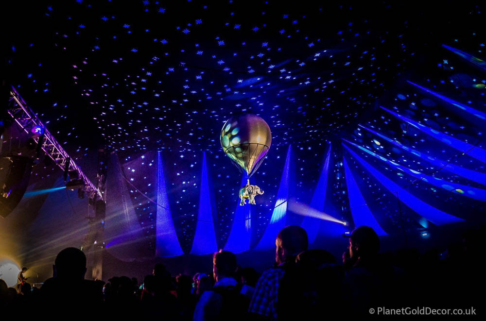 planet gold decor
